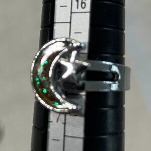 Star and Moon Silver Ring Size 6.5 EUC